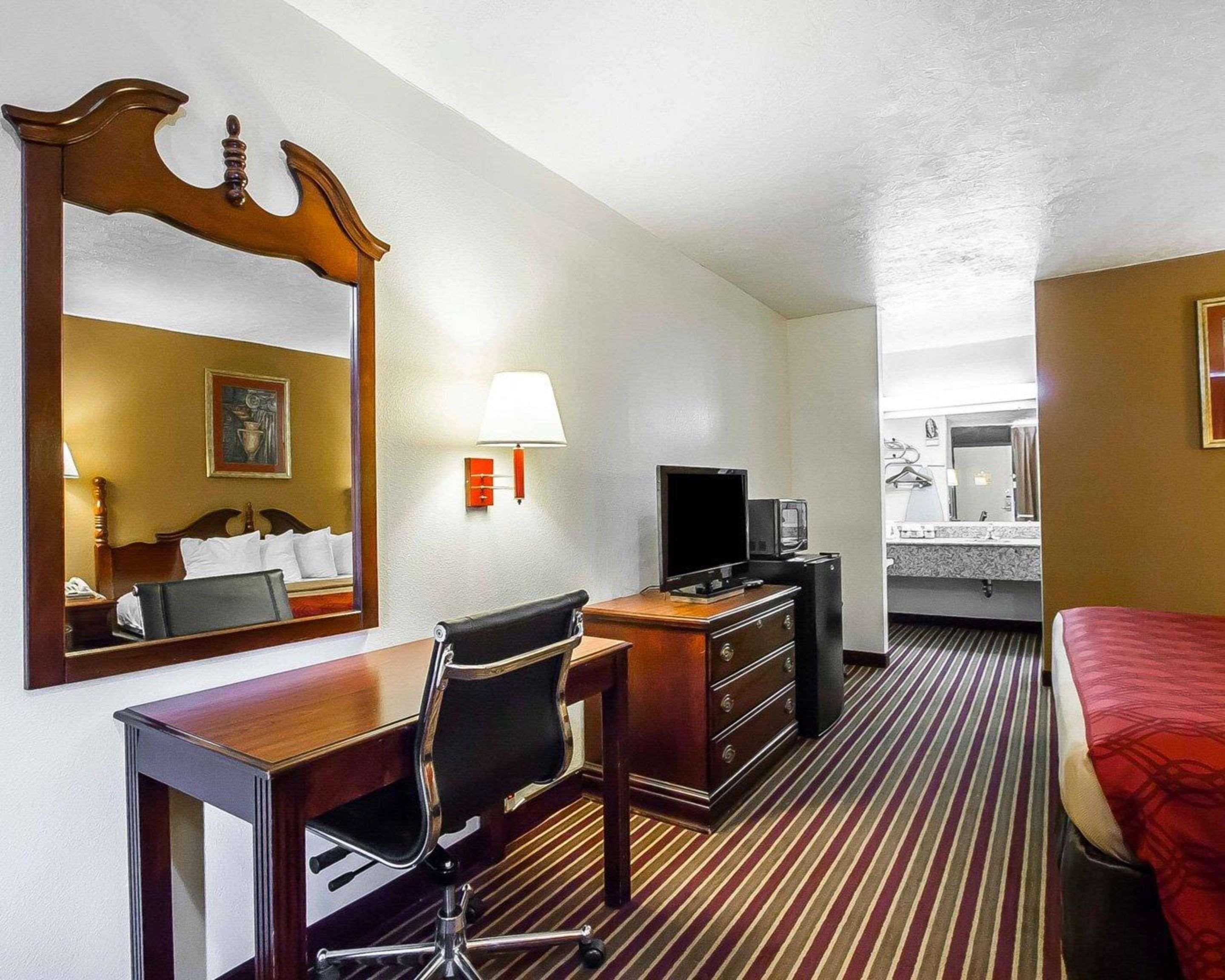 Econo Lodge Dyersburg Экстерьер фото