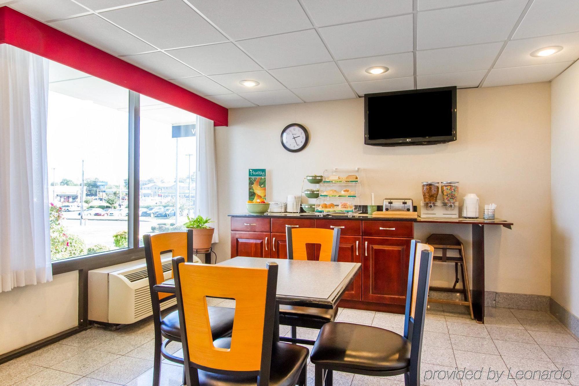 Econo Lodge Dyersburg Экстерьер фото
